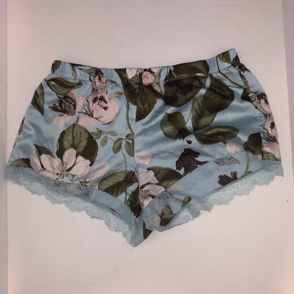 Victoria’s Secret here comes the bride pajamas size medium - Picture 6 of 8